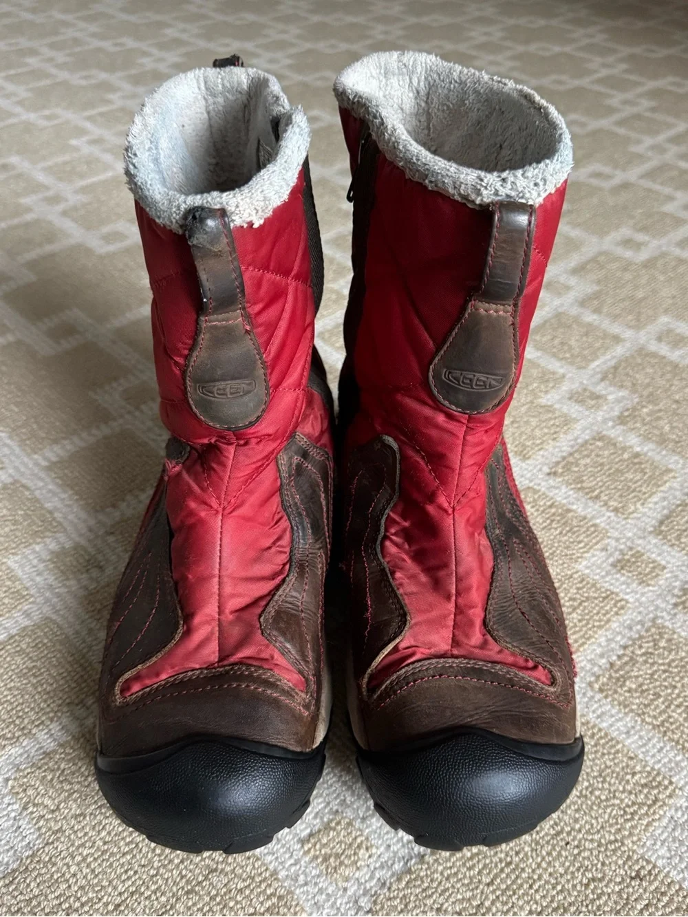 KEEN Betty Waterproof Winter Snow Boots Red Brown Insulated Women’s 9.5